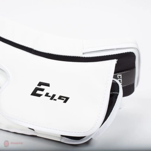 CCM Extreme Flex E4.9 Intermediate Goalie Blocker - Source Exclusive -Warrior Sales Store ccm blockers ccm extreme flex e4 9 intermediate goalie blocker source exclusive 5311074435138