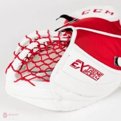 CCM Extreme Flex 4 Pro Senior Goalie Catcher -Warrior Sales Store ccm catchers ccm extreme flex 4 pro senior goalie catcher 5314627010626