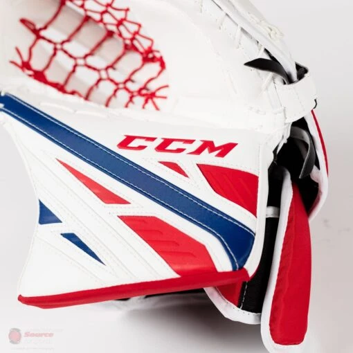 CCM Extreme Flex 4 Pro Senior Goalie Catcher -Warrior Sales Store ccm catchers ccm extreme flex 4 pro senior goalie catcher 5314628517954