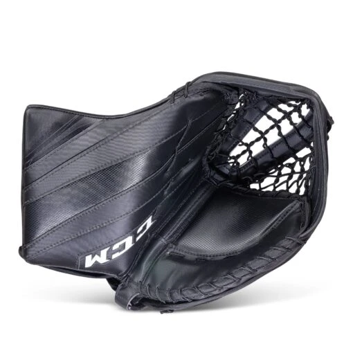 CCM Extreme Flex 5 Senior Goalie Catcher - 600 Break Angle -Warrior Sales Store ccm catchers ccm extreme flex 5 senior goalie catcher 600 break angle black regular 28743625441346