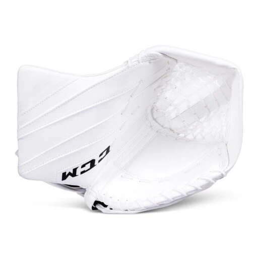 CCM Extreme Flex 5 Senior Goalie Catcher - 600 Break Angle -Warrior Sales Store ccm catchers ccm extreme flex 5 senior goalie catcher 600 break angle white regular 28743587987522