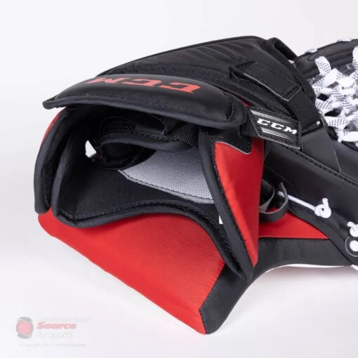 CCM Extreme Flex E5.5 Junior Goalie Catcher - Source Exclusive -Warrior Sales Store ccm catchers ccm extreme flex e5 5 junior goalie catcher source exclusive 28235119165506