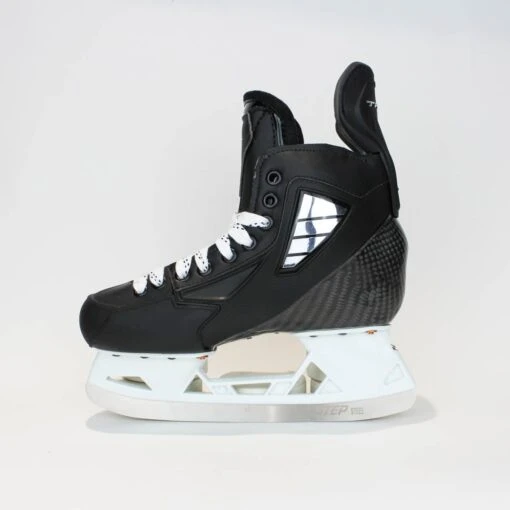 TRUE Player Junior Hockey Skates - Pro Stock - VH Holder - "JT" - Size 5 -Warrior Sales Store true hockey skates true player junior hockey skates pro stock vh holder jt size 5 5 r standard 30366708695106