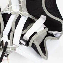 Vaughn Velocity Pro V Elite 2 Pro Carbon Senior Goalie Catcher -Warrior Sales Store vaughn catchers vaughn velocity pro v elite 2 pro carbon senior goalie catcher 5670451675202