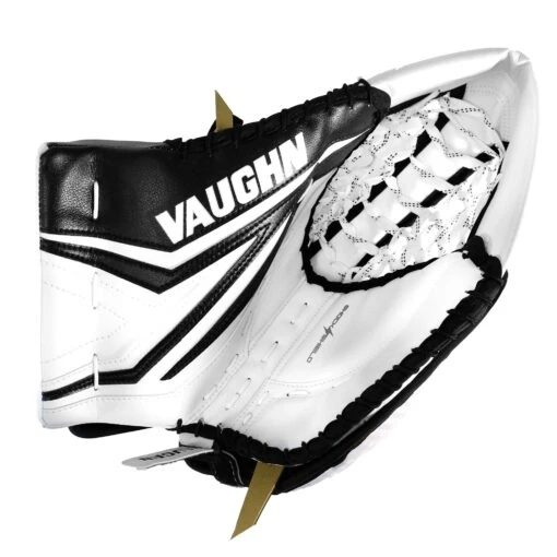 Vaughn Ventus SLR3 Pro Carbon Senior Goalie Catcher -Warrior Sales Store vaughn catchers vaughn ventus slr3 pro carbon senior goalie catcher white black full right 29436845228098